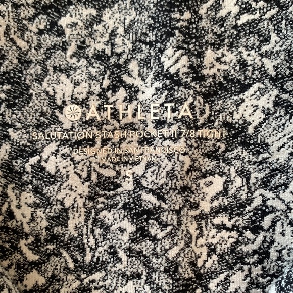 Athleta Salutation Stash 7/8 Tight Women’s Black & White Pattern Leggings Size S - Picture 5 of 10